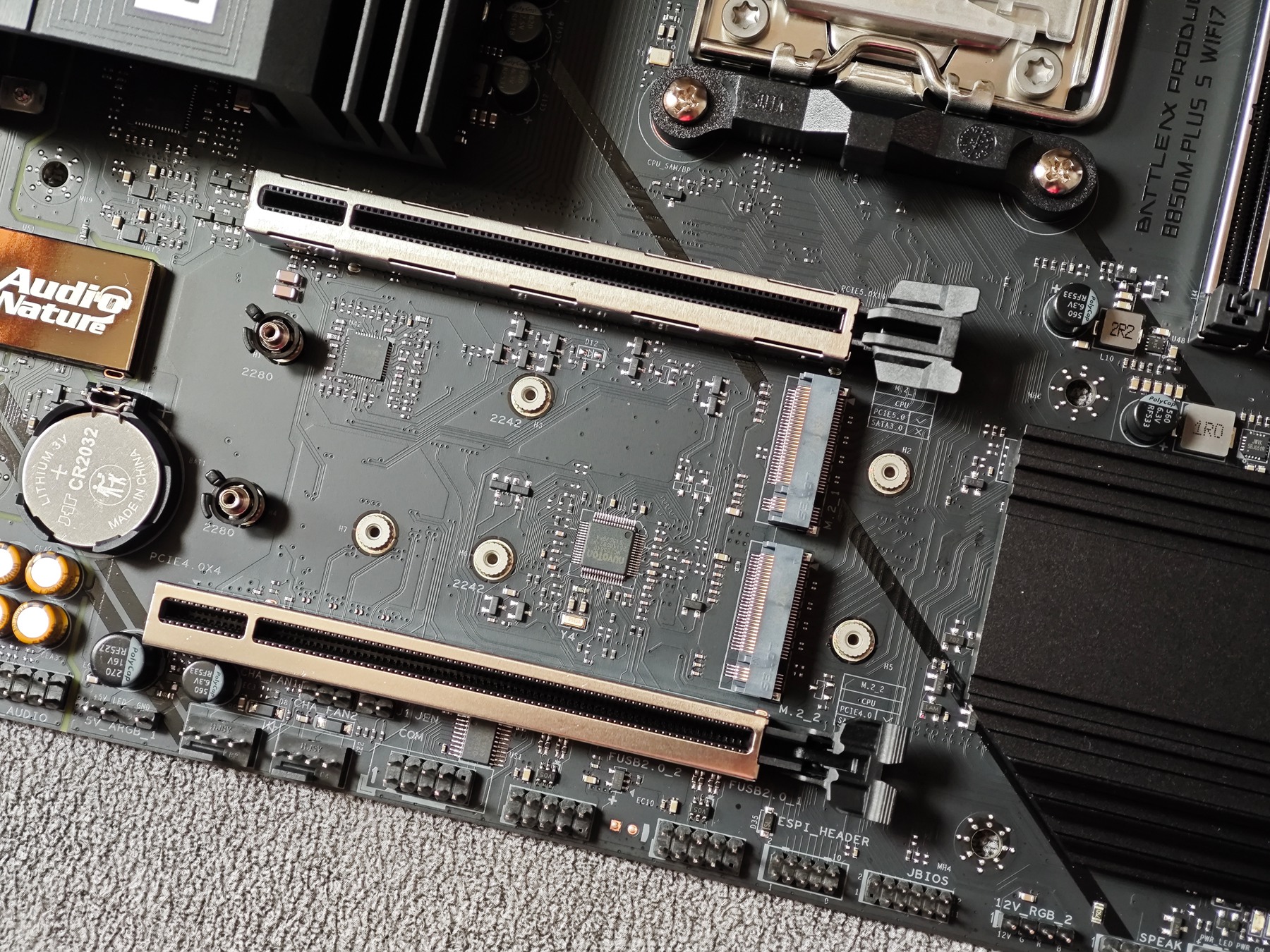9600X_2026年热门配置单推荐AMD锐龙5 9600X七彩虹B850M超级黑刃影驰GeForce RTX 5060Ti 魔刃 OC 8G装机配件选购攻略高性价比