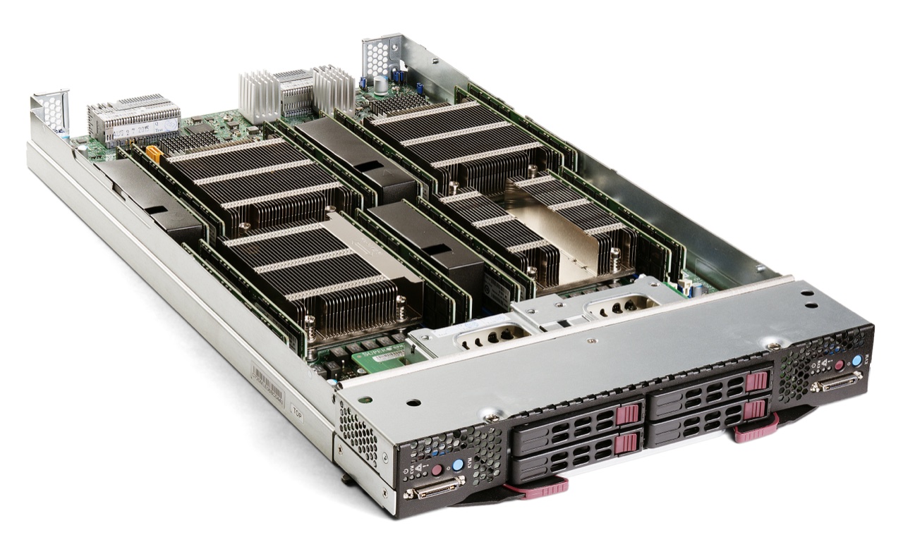 AMD数据中心营收67亿美元同比翻倍
